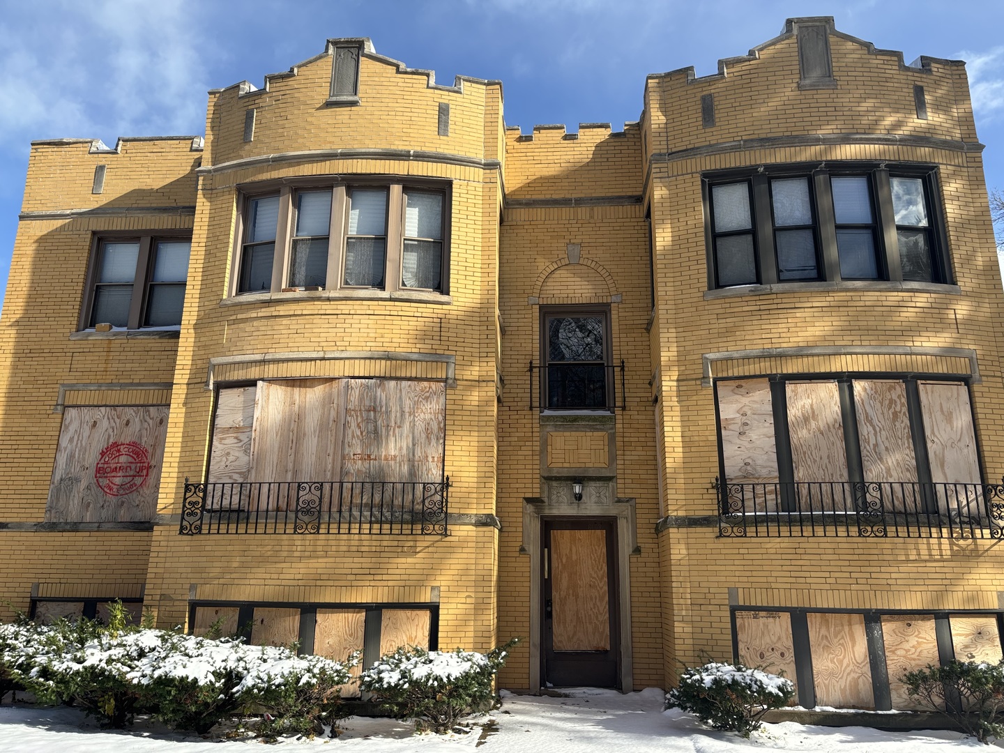 8157 Chappel Avenue  Chicago IL 60617