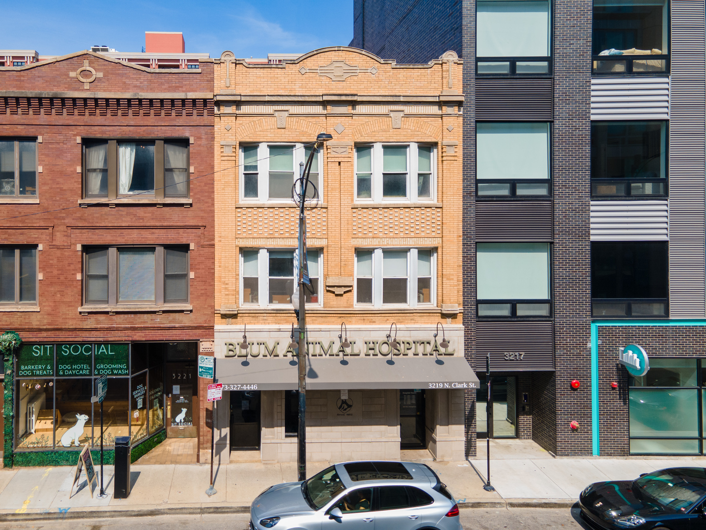 3219 Clark Street Chicago IL 60657
