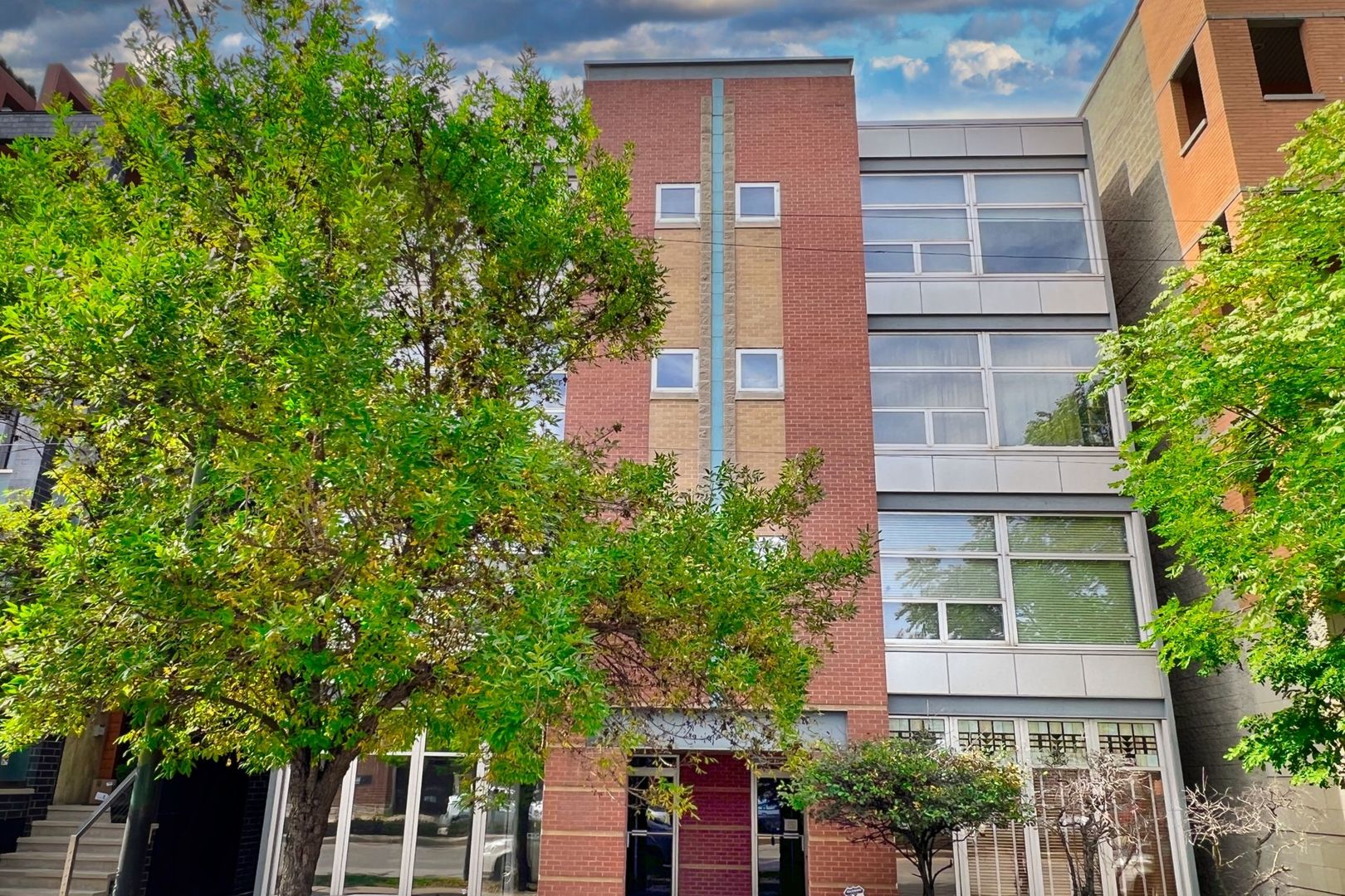 2708 Ashland Avenue 1 Chicago IL 60614