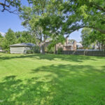 241 Coe Road  Clarendon Hills IL 60514