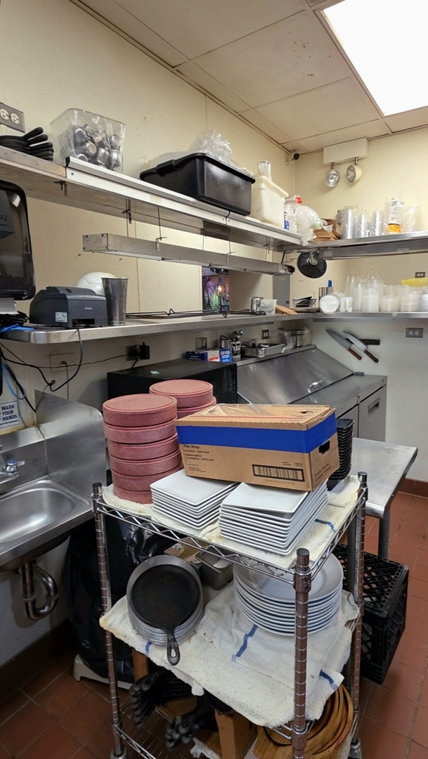 416 Ontario Street C-1 Chicago IL 60654