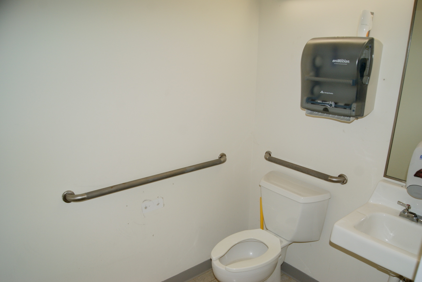 600 Weber Road 8 Romeoville IL 60446