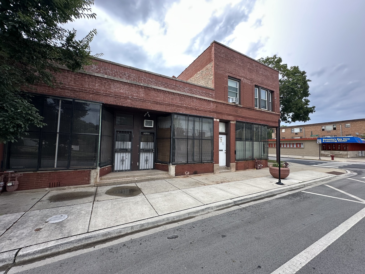 2324 75th Street  Chicago IL 60649
