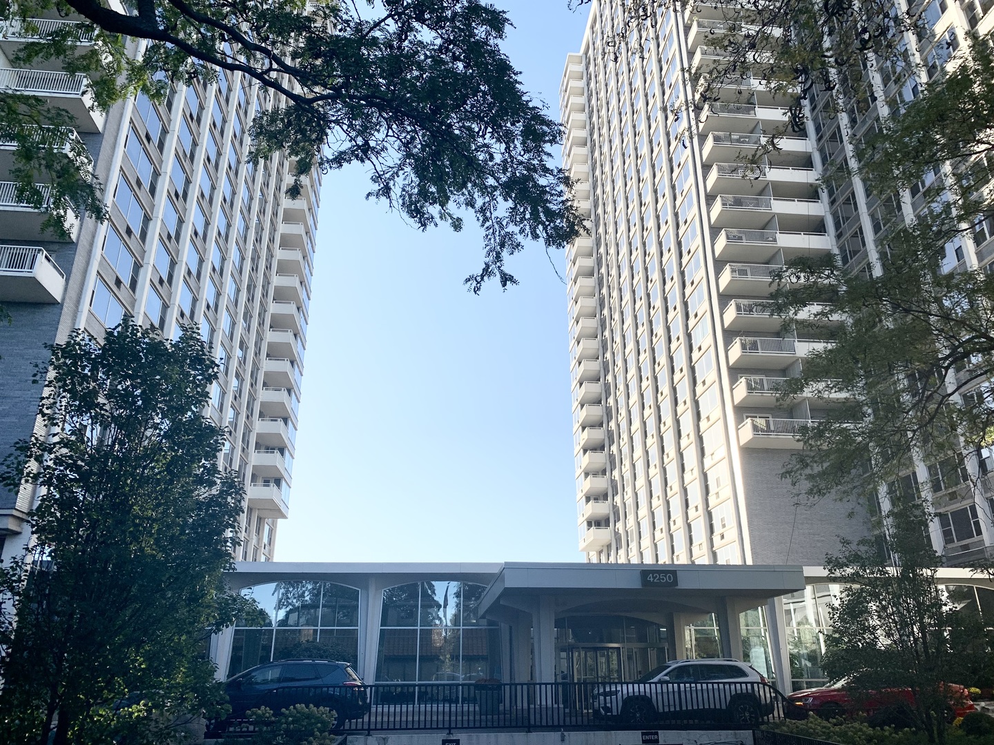 4250 Marine Drive 233 Chicago IL 60613