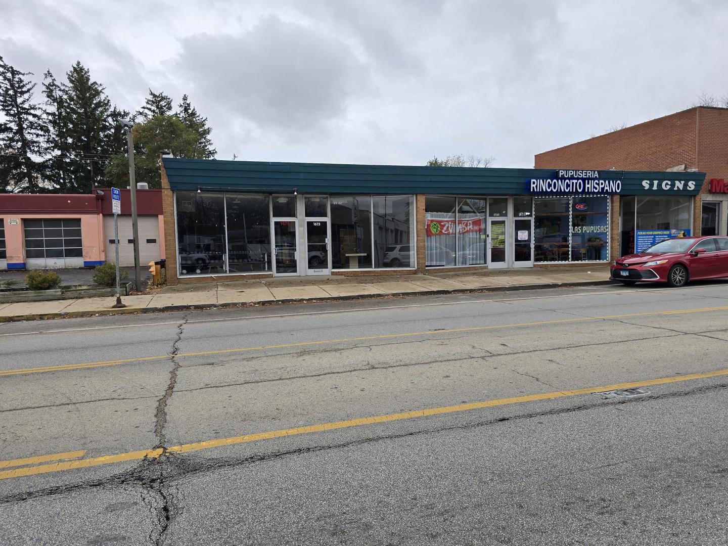 1673 Oakton Street  Des Plaines IL 60018