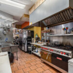 1517 Taylor Street  Chicago IL 60607