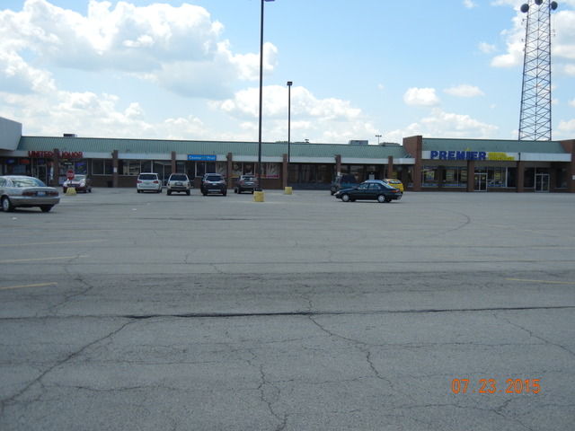 109B Village Square   Bradley IL 60915