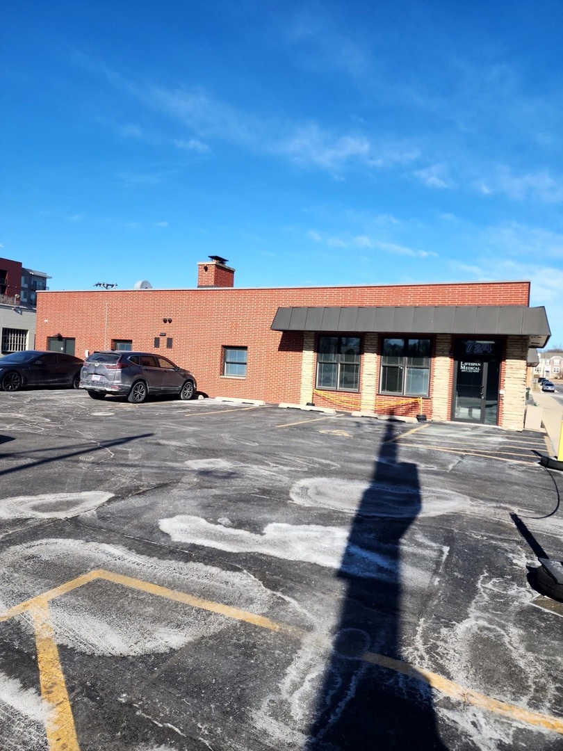 724 Kensington Road B Arlington Heights IL 60004