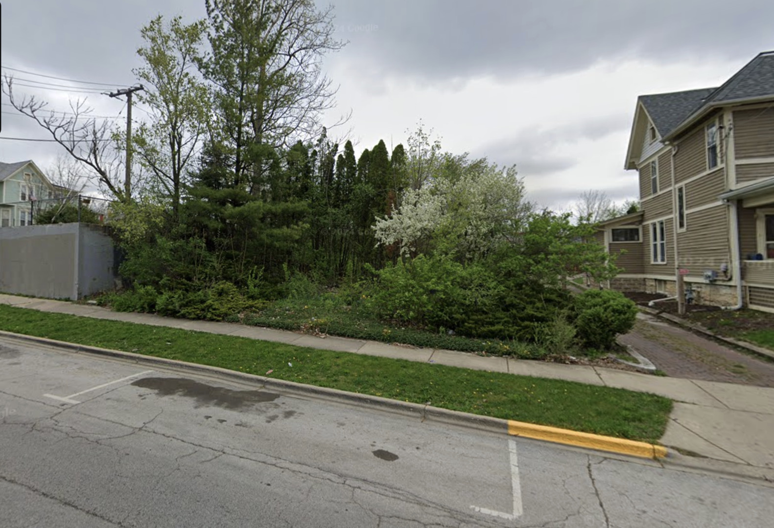 231 Downer Place  Aurora IL 60506