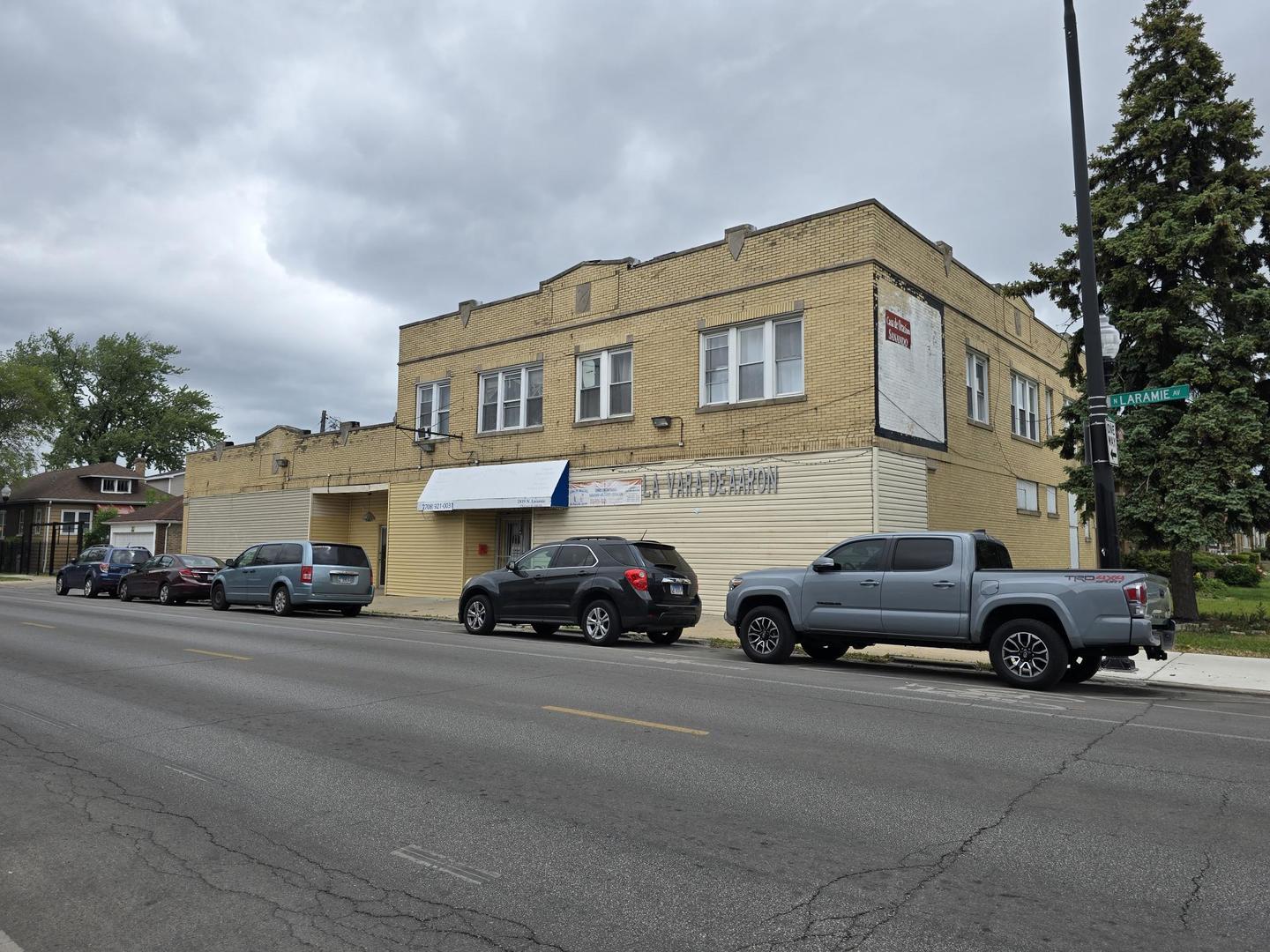 5154 Wolfram Street Chicago IL 60641