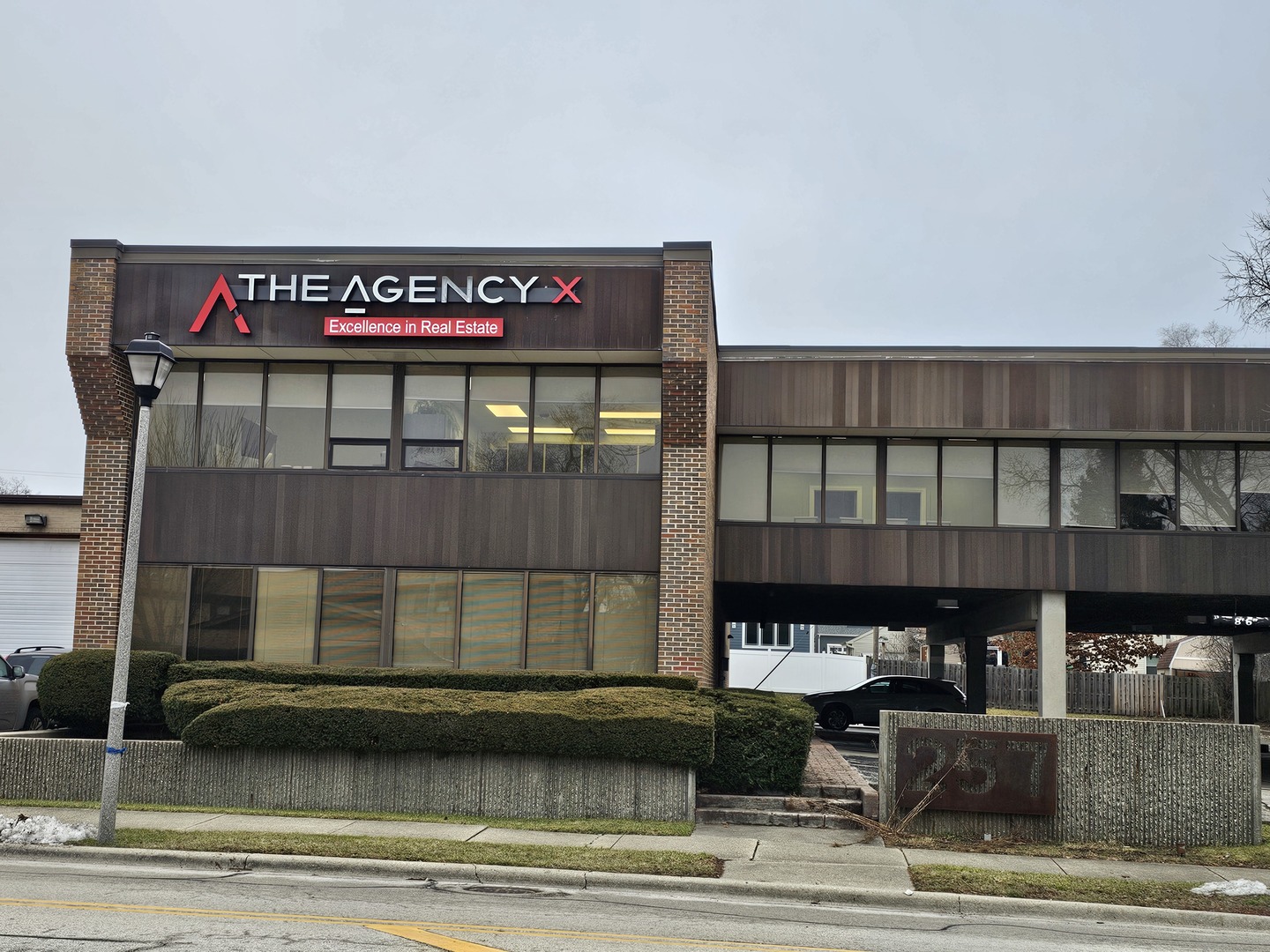 257 West Avenue 208 Elmhurst IL 60126