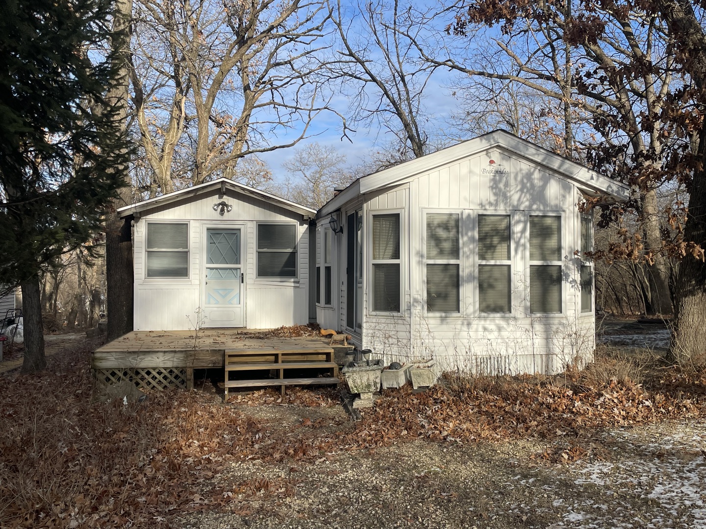 26-204 Woodhaven Lakes   Sublette IL 61367