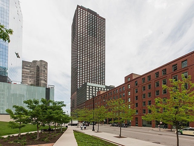 474 Lake Shore Drive P367 Chicago IL 60611