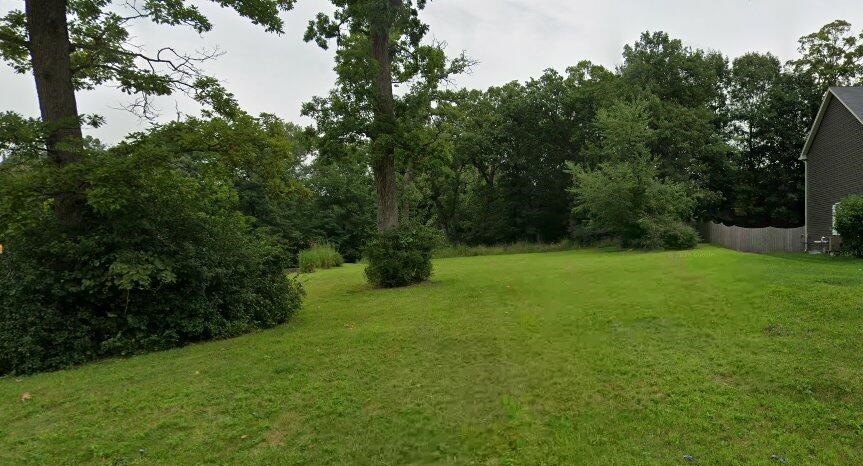 1040 ROSEWOOD Drive  Carpentersville IL 60110