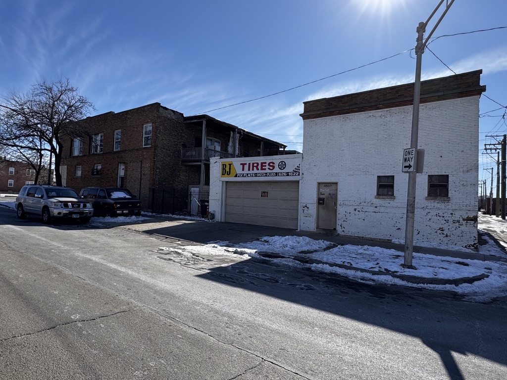 502 Cicero Avenue  Chicago IL 60644