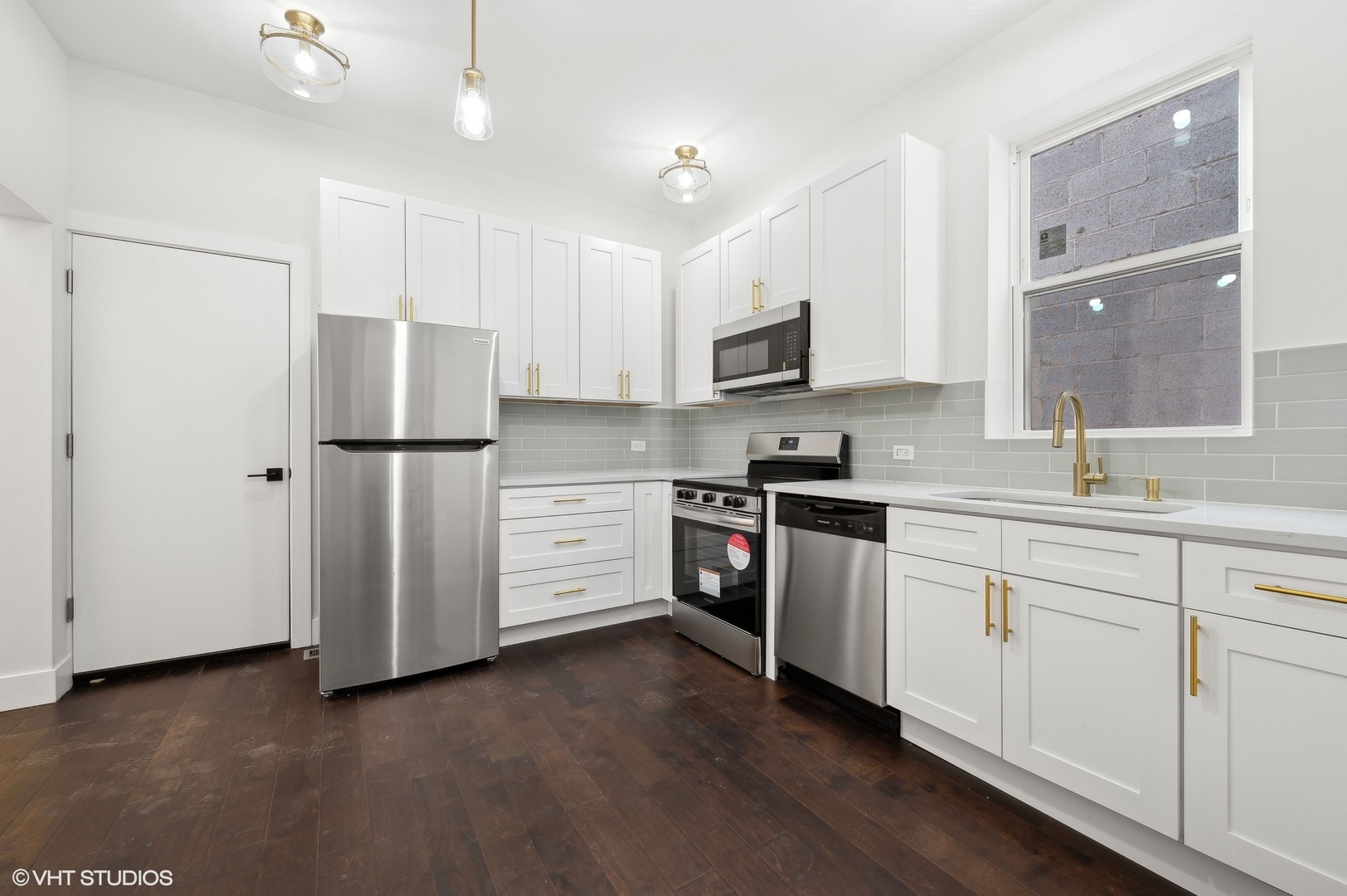 2313 Fullerton Avenue  Chicago IL 60647