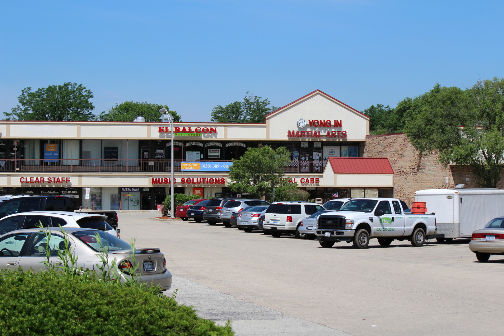 417-437 Bolingbrook Drive  Bolingbrook IL 60440