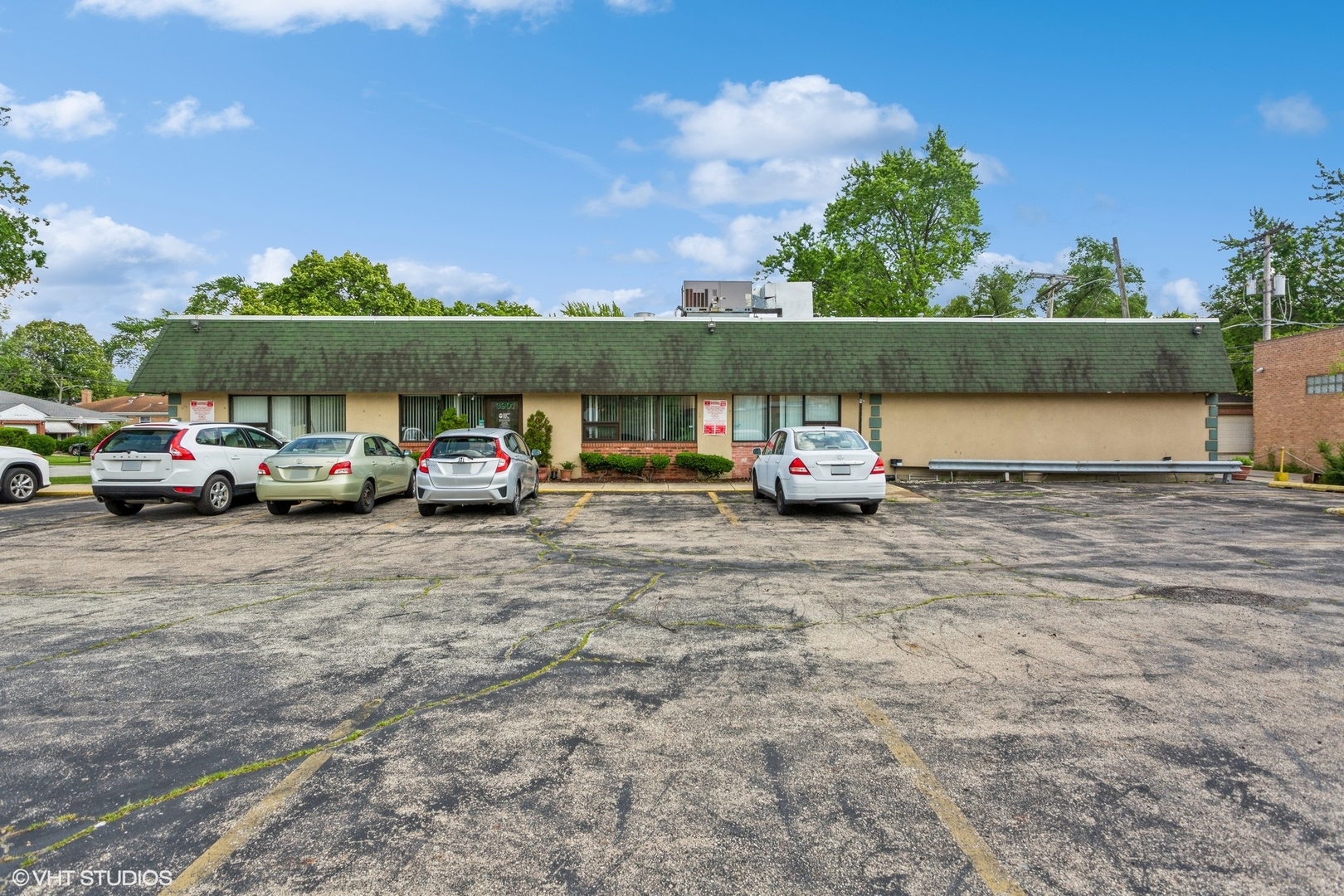 3901 Oakton Street Skokie IL 60076