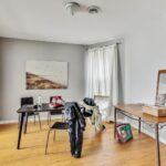 3814 Clark Street  Chicago IL 60613