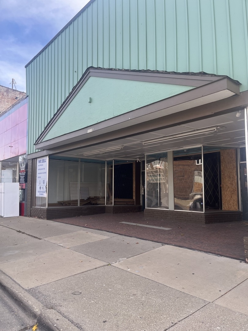 1115 Broadway Rockford IL 61104