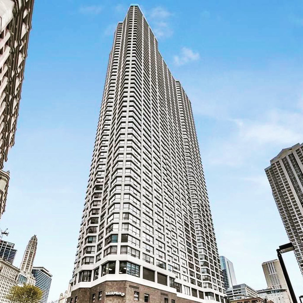 405 Wabash Avenue B93 Chicago IL 60611