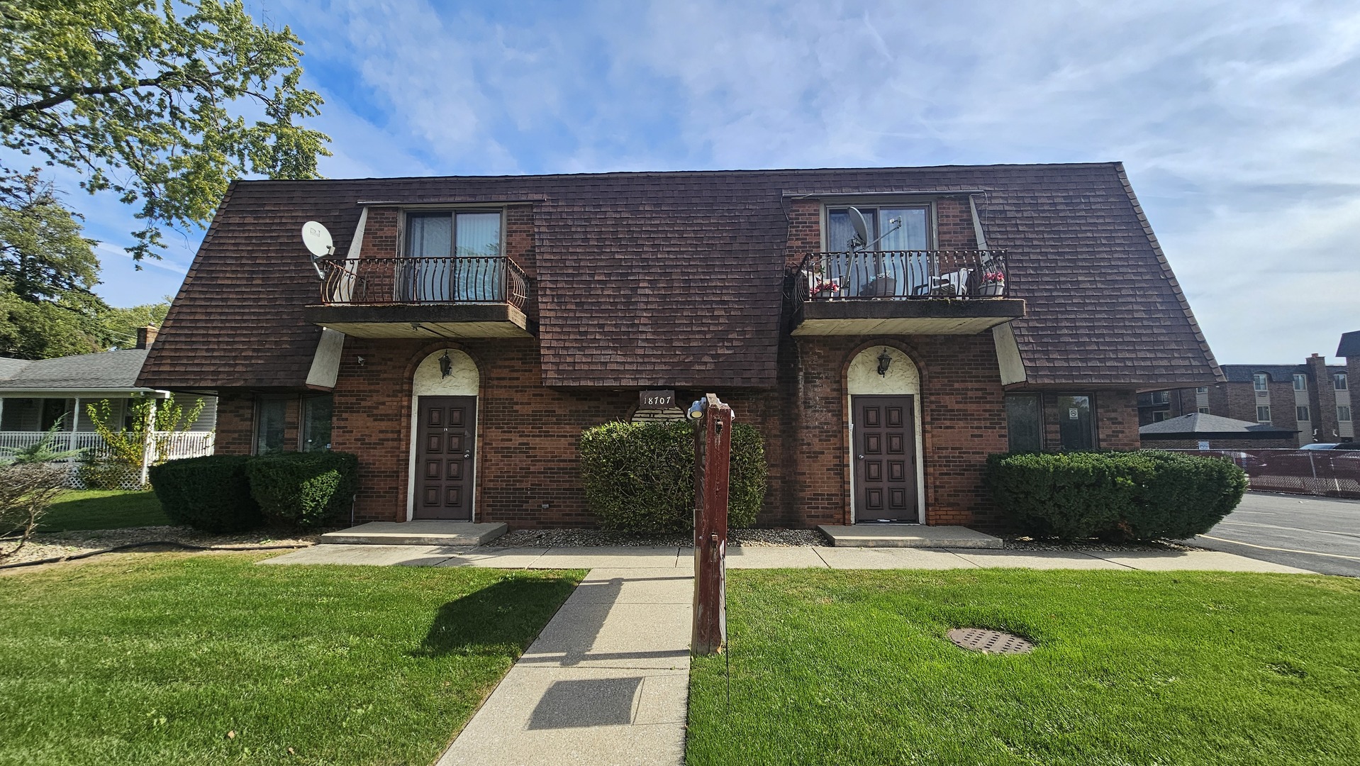 18707 Burnham Avenue  Lansing IL 60438