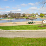 876 HOLIDAY Drive  Lake Holiday IL 60548