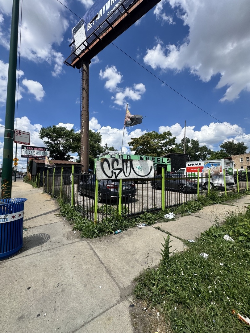 625 Cicero Avenue  Chicago IL 60644